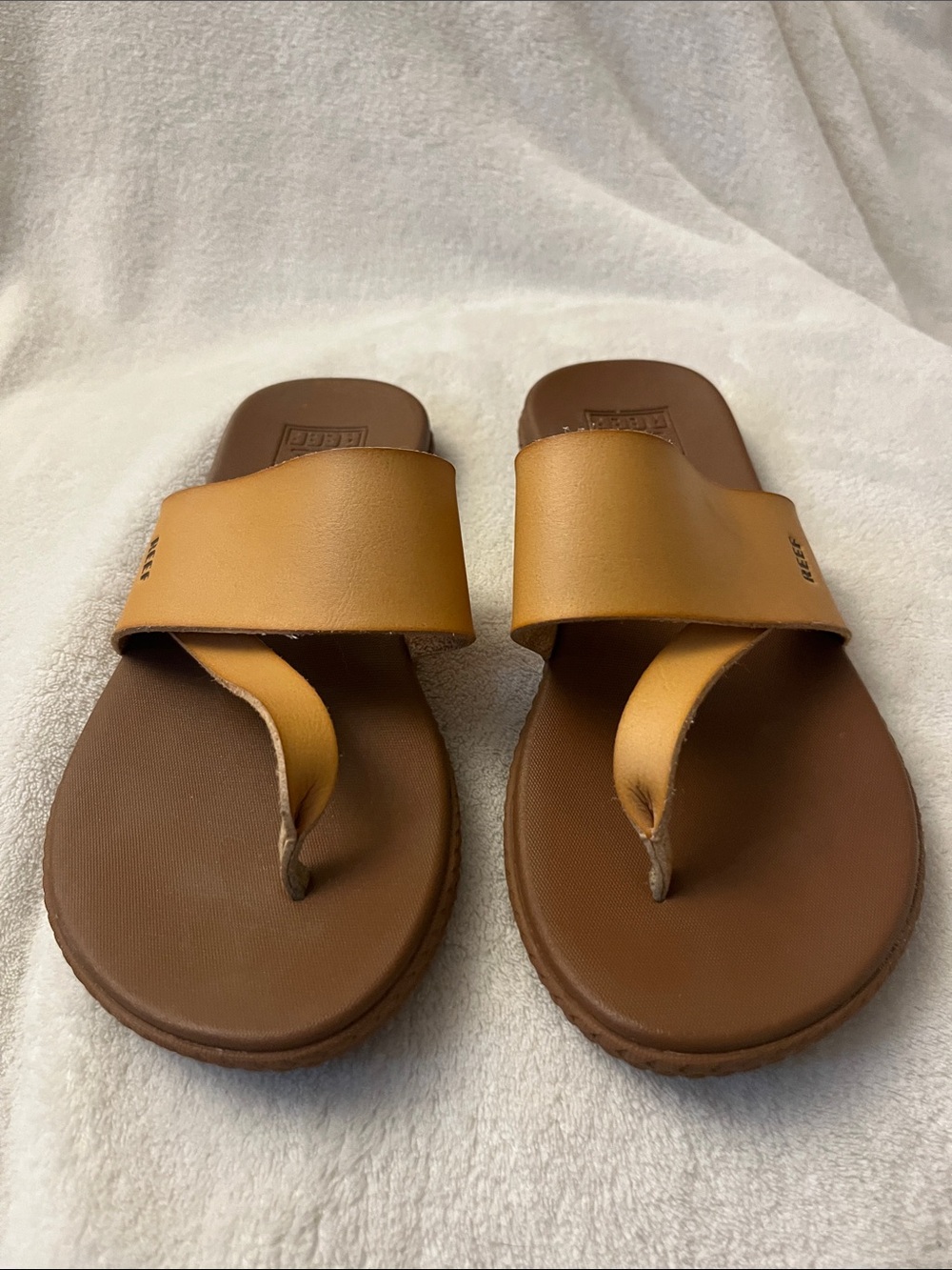 Reef women’s Tan Brown Leather Slide Sandals